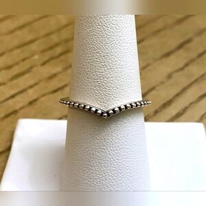 NWOT | Vintage | Women's V-Shaped Beaded Silver Coated Ring | Size: 6.50